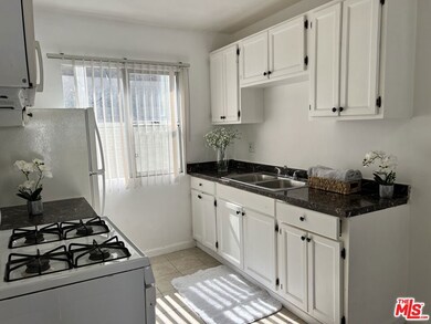 1330 S Wilton Place unit 5, Los Angeles, CA 90019 - photo 2