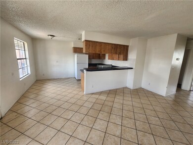 6975 Dunsbach Way unit 4, Las Vegas, NV 89156 - photo 4