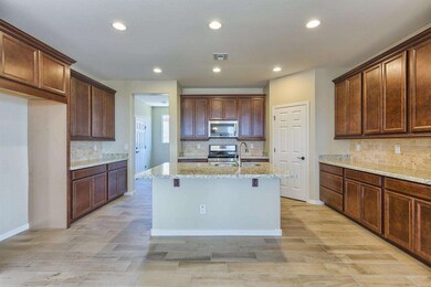 004_Kitchen