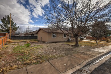 3-272 N 200 W Washington