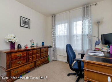 leghorn bed-office2