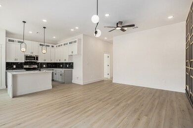 4825 Pederson St unit A and B, Houston, TX 77033 - photo 3