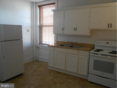 111 E Baltimore St unit 3, Hagerstown, MD 21740 - photo 2