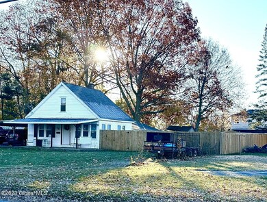 2038 Gray St, Schenectady, NY 12306 - photo 5