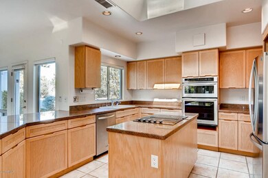 3110 E Maryland Ave Phoenix AZ-large-006