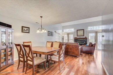 08-Dining_Room