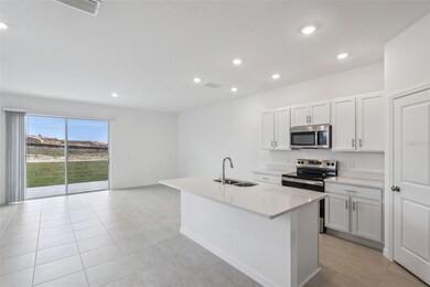 7621 Waterscape Dr, Groveland, FL 34736 - photo 4