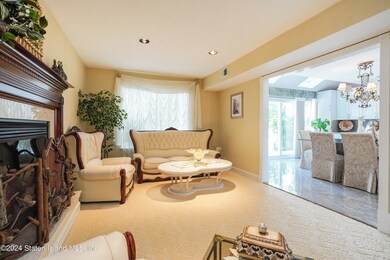 67 Dexter Ave, Staten Island, NY 10309 - photo 7