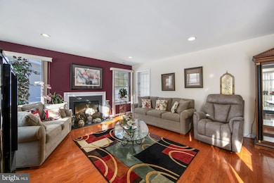 2502 Lynbrooke Dr unit 93, Yardley, PA 19067 - photo 5