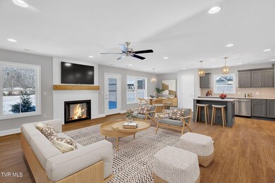 44-web-or-mls-1-web-or-mls-217a1645 2_fi