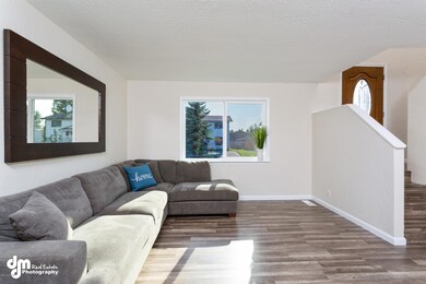 Living Room 20190806-DW-42895-FULL