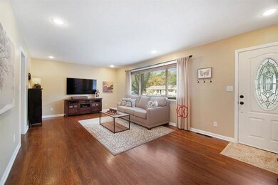 10201 W 56th Terrace, Shawnee, KS 66203 - photo 5