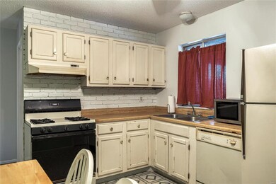 Eat-in kitchen.