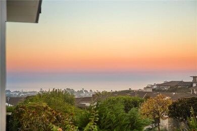 5 Curl Dr, Corona Del Mar, CA 92625 - photo 2