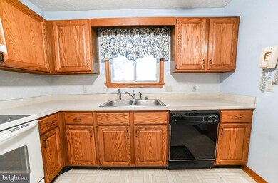 23214 Bent Tree Ln, California, MD 20619 - photo 7