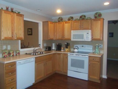 Kitchen Open Kitchen Overlooks Family Room & Dinin
