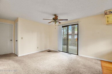 6-web-or-mls-Dining-Area