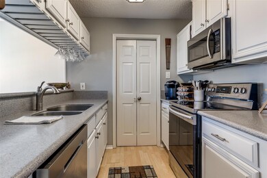 6208 Oram St unit 16, Dallas, TX 75214 - photo 5