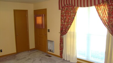 111 Burrum Dr, Shelbyville, TN 37160 - photo 6