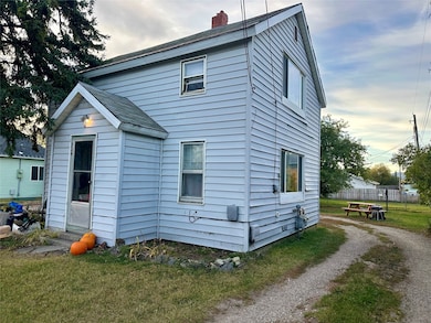 824 8th St W, Kalispell, MT 59901 - photo 4