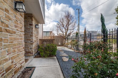 734 Yale St unit A, Houston, TX 77007 - photo 3