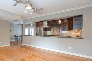 1910 Wakefield Dr, Houston, TX 77018 - photo 5