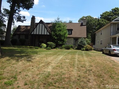 257 Maple Ave, Dunellen, NJ 08812 - photo 2