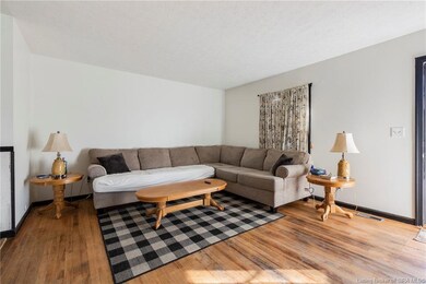 2210 Palmer Ct, New Albany, IN 47150 - photo 4