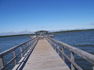 Deep water dock
