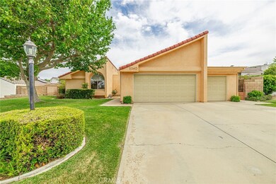 5340 Gardendale Ln, Palmdale, CA 93551 - photo 2