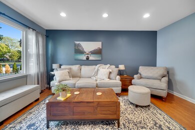 528 Kipling Ct, Wheaton, IL 60187 - photo 7