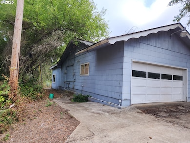 81029 Lost Creek Rd, Dexter, OR 97431 - photo 5