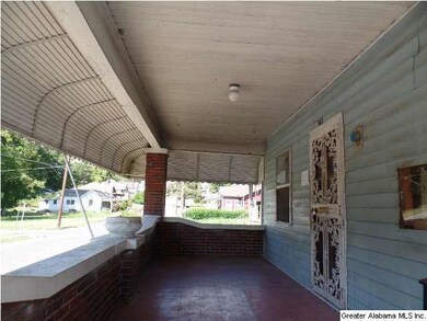 COVERED PORCH