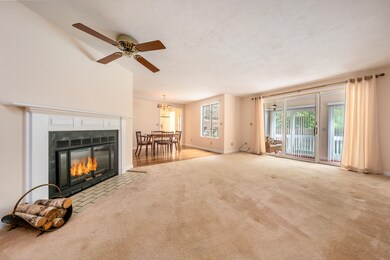 727 Main Street D2