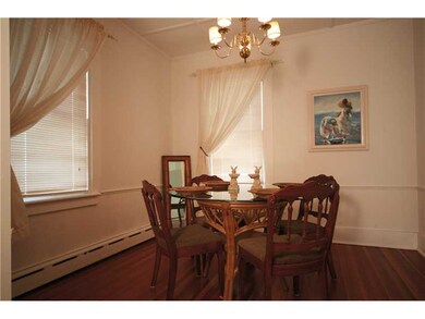 3 Apthorp Ave, Newport, RI 02840 - photo 5