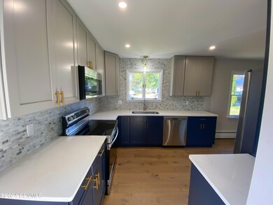 1118 Saint Anthony St, Lewisburg, PA 17837 - photo 5