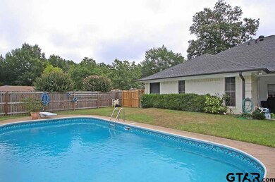 4427 4427 Dundee Dr, Tyler, TX 75703 - photo 3