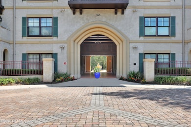 2-web-or-mls-965 Registry Blvd_002