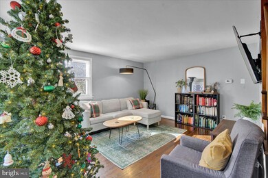 2114 N Line St, Lansdale, PA 19446 - photo 2