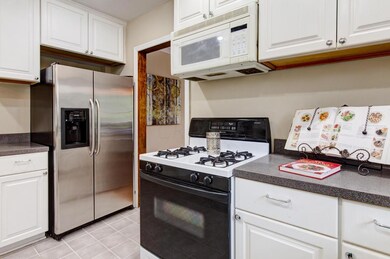 113 W Cooke Rd