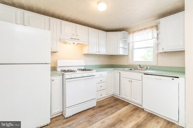 202 Colgate Ave, Dundalk, MD 21222 - photo 6