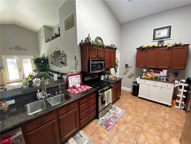 1065 Split Rail St, Henderson, NV 89011 - photo 7