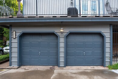 4010 Mandell St, Houston, TX 77006 - photo 2