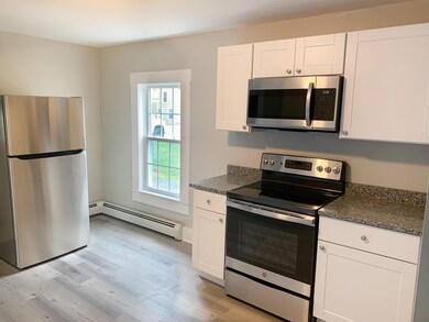 47 Pickering Rd, Rochester, NH 03839 - photo 3