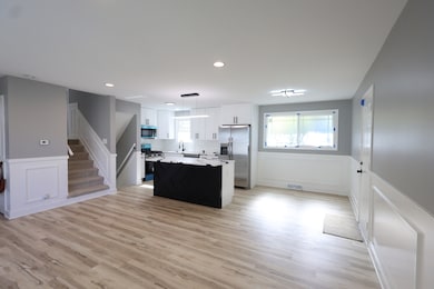 4401 Adele Ln, Oak Forest, IL 60452 - photo 5