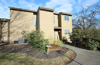 3 Pilgrim Harbor unit C, Wallingford, CT 06492 - photo 2