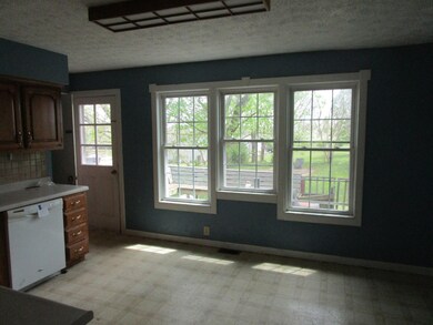 737 Curdsville Rd, Harrodsburg, KY 40330 - photo 5