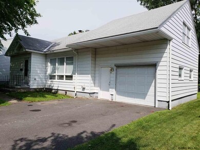 43 Tryon Ct, Albany, NY 12203 - photo 2