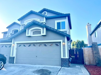 8770 Bottlebrush Ct, Elk Grove, CA 95624 - photo 2