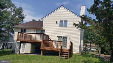 8121 Tamar Dr, Columbia, MD 21045 - photo 3